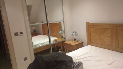  Double bed room for immediate rent  Main Photo