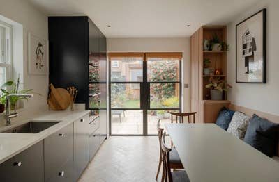 Weekday Room Available in 3-bed Leyton House Main Photo