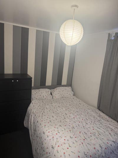 1 room available in a 2bedroom flat Main Photo