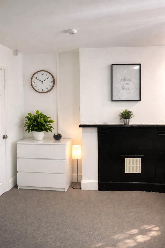 Studios Handsworth, Professionals Only Main Photo