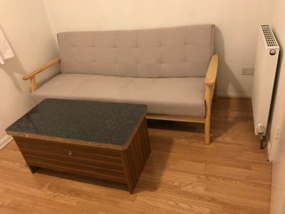 Two bedrooms flat Main Photo