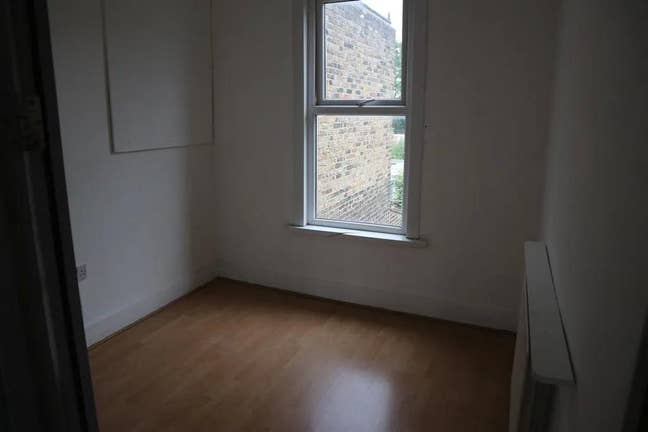 3 bedroom house for let in Leytonstone.  Main Photo
