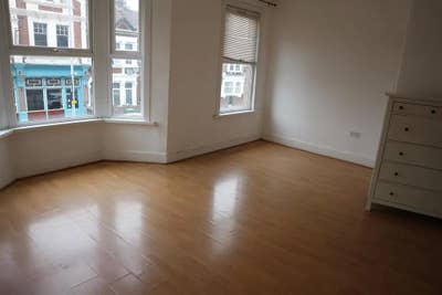 3 bedroom house for let in Leytonstone.  Main Photo