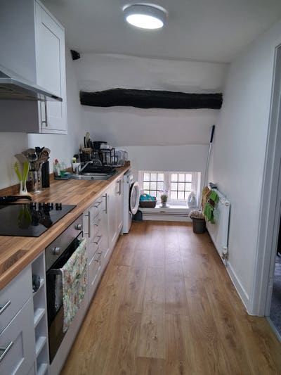 Double with spacious shared sitting room Main Photo