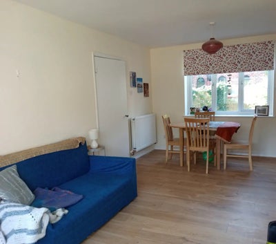 Double room available close to city centre Main Photo