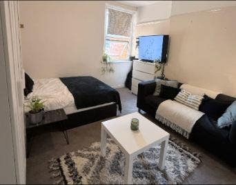 2 double rooms available in Willesden Green, NW2 Main Photo