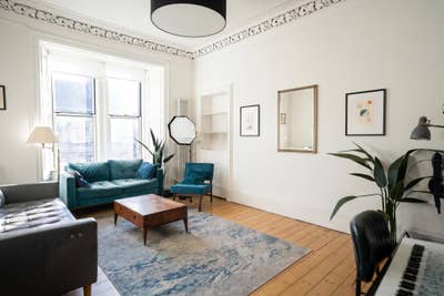 Elegant furnished period flat in Edinburgh  Main Photo