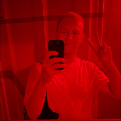 Max Main Photo