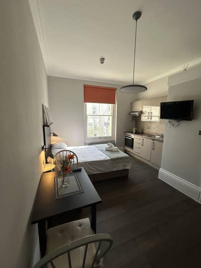 38-14 Leinster Square, W2  Main Photo