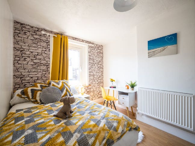 PO5 | Student Room | Walk to Uni Main Photo