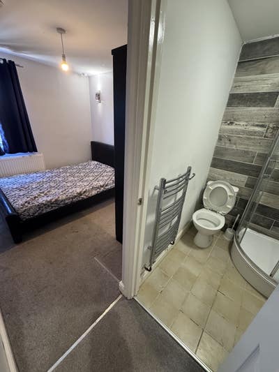 Cosy en-suite bedrooms to rent in central MK  Main Photo