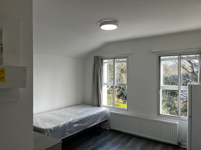 New Cross SE14 E/Suite Room. Dss No Deposit!!!! Main Photo