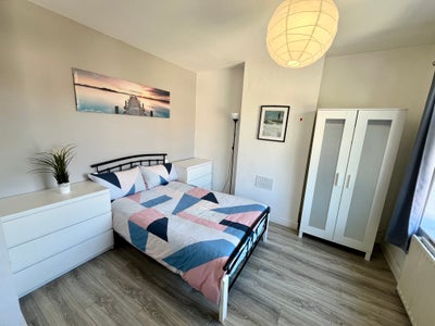 Female Student House – 2 Bed 2 Bath  Main Photo