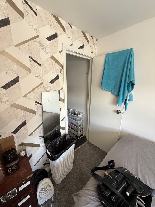 Ensuite room – Whitechapel (E1 4UT) Main Photo