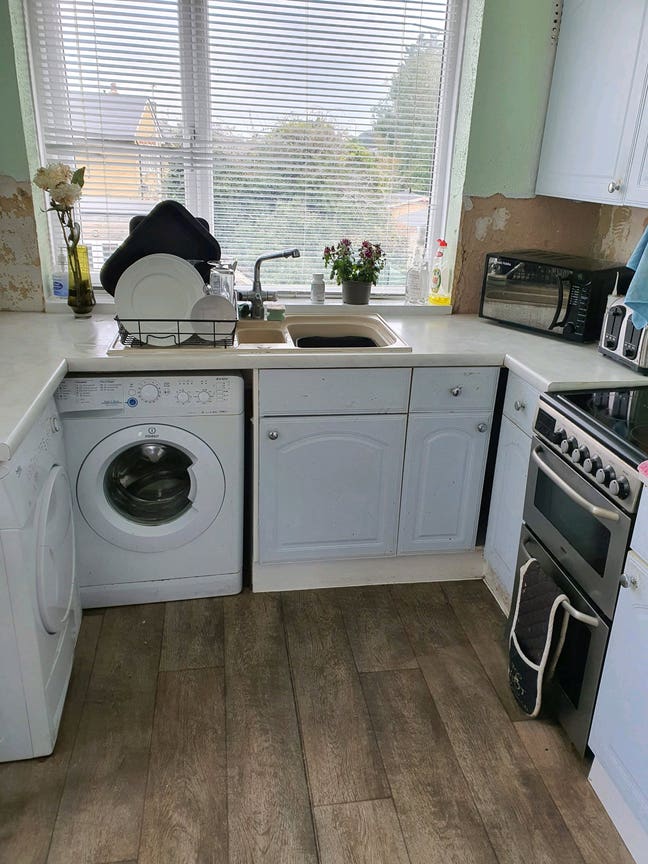 Double room to rent  Main Photo