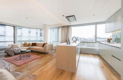 Modern Fully Equipped Home  Main Photo