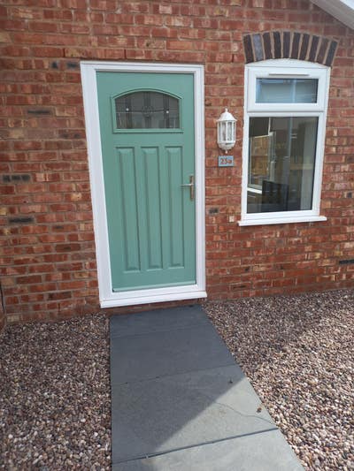 Top floor flat to rent. Main Photo