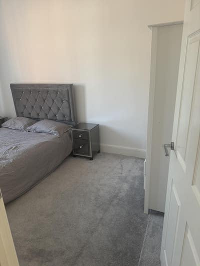  Double bedroom Available  Main Photo