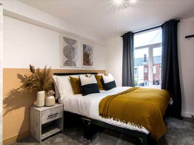 ✨ Stylish Ensuite Rooms Available – in Bury 🏡 Main Photo