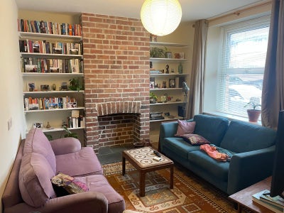 Double Bedroom near Troopers Hill Main Photo