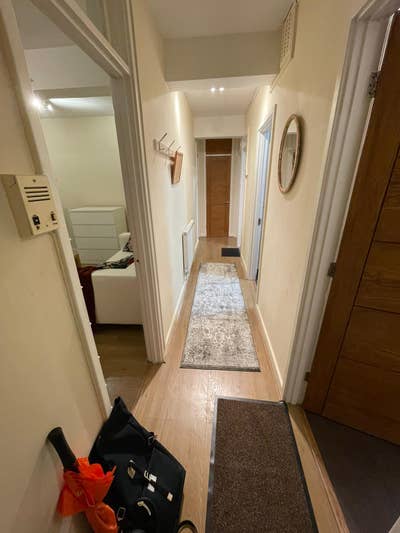 Clean and Very Spacious flat Main Photo