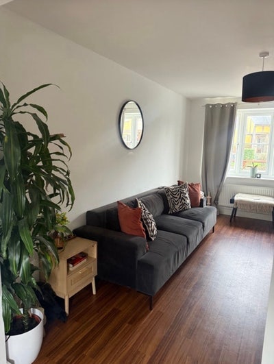 Furnished double bedroom  Main Photo