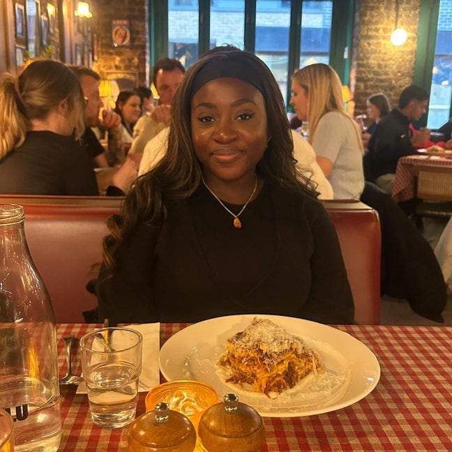  looking for a double room Main Photo