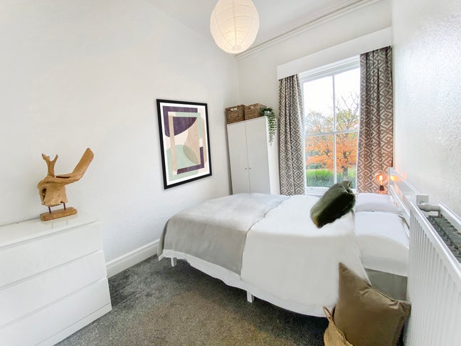 * X2 Rooms * Riverside *  Available 1St June Main Photo