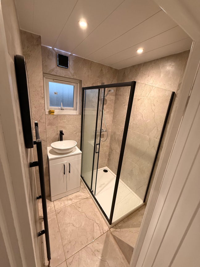 Newly renovated house ready to rent  Main Photo