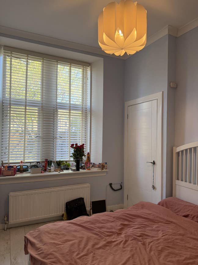 Short-term room available for 2 months Main Photo