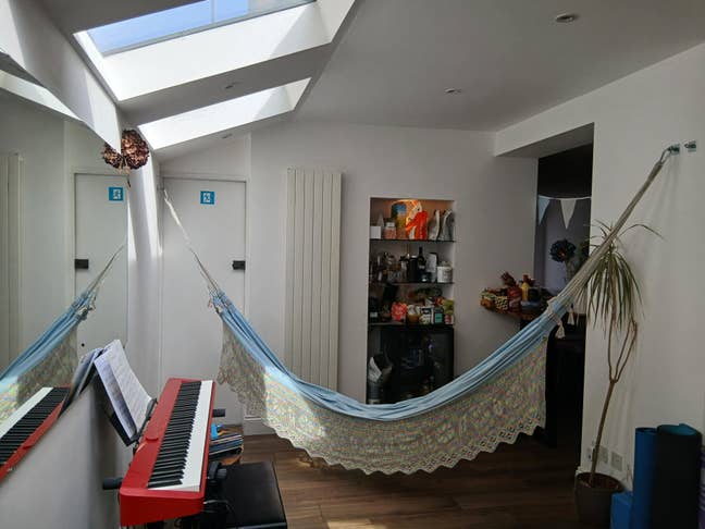 3 week sublet from 30.04 near Vicky park! Main Photo