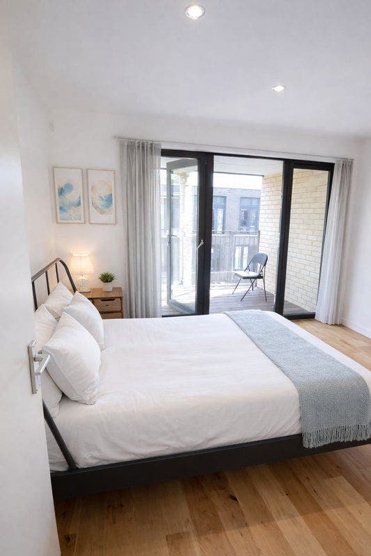 Balcony Room | 3Bed Flat | 10 Min to Victoria Line Main Photo