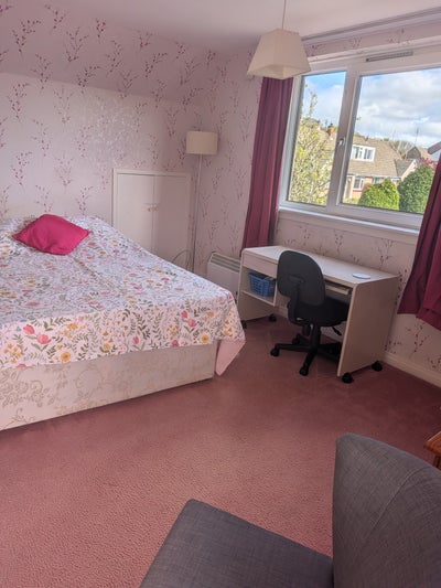 Christian lady  Main Photo