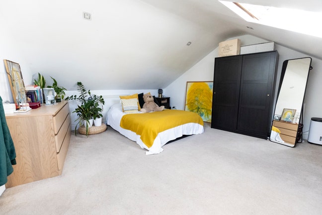 Double room in spacious & homely house in Archway Main Photo