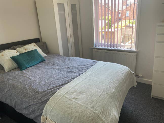 Ensuite Double Room - Brooklyn Street, Crewe Main Photo
