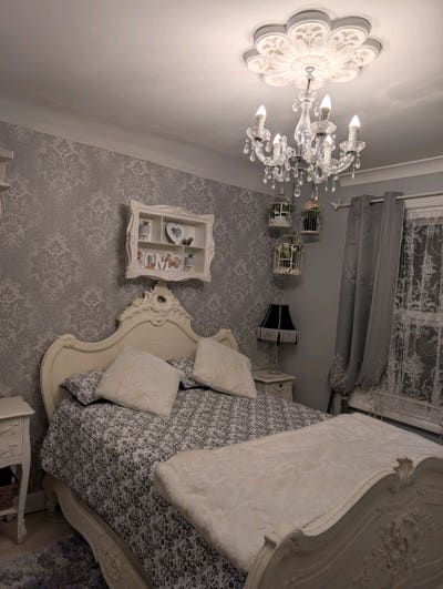 Double room for rent in good clean decor in Eastle Main Photo