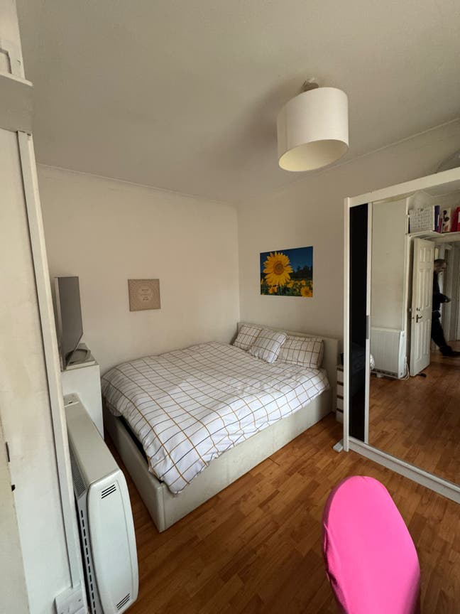 1 Bedroom Maisonette in Camden central available.  Main Photo