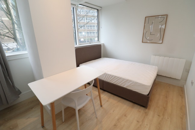 Luxury 2 Beds! Brand New Build-Free Gym and Cinema Main Photo