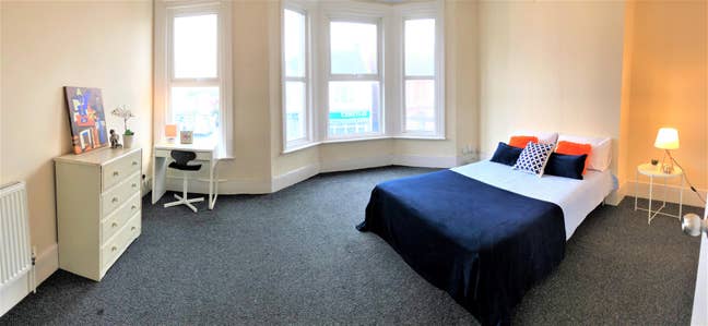 Are you fed up with jam-packed house shares? Main Photo