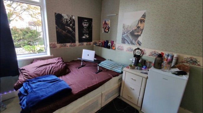 Private Single Room Available in Gants Hill  Main Photo