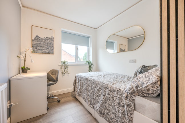 Luxury Brand New Fallowfield House Share Main Photo