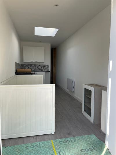 Lovely Studio Apartment Available – TW2 (Whitton) Main Photo