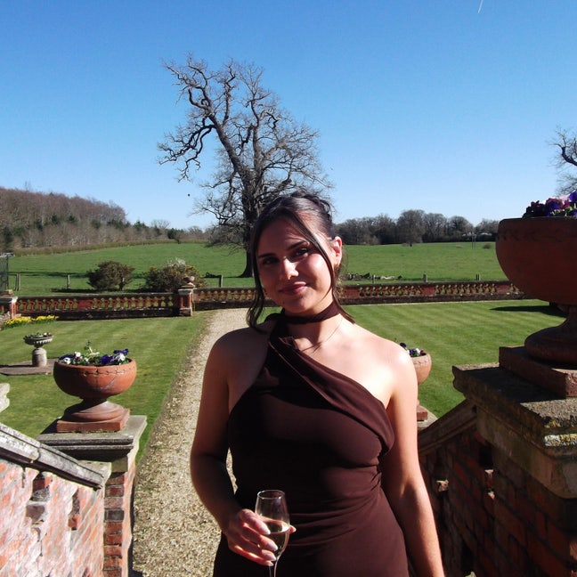 looking for a double room/buddy up SW London! Main Photo