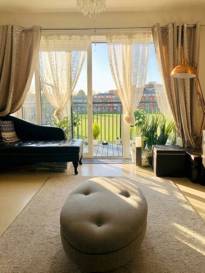 Fully Furnished Contractor Rooms with Free Parking Main Photo