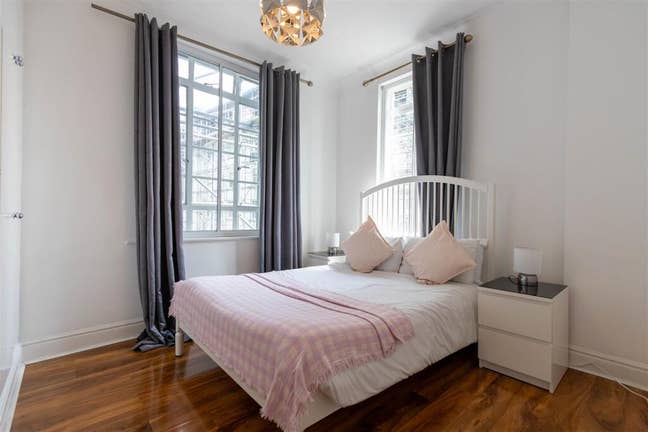 Bright Knightsbridge room by Hyde Park & Tube Main Photo