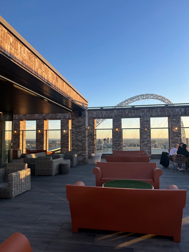 Double Room in Female Flat, Wembley  Main Photo