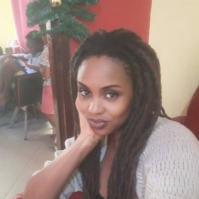 40 year old Female seeks a single or double room Main Photo