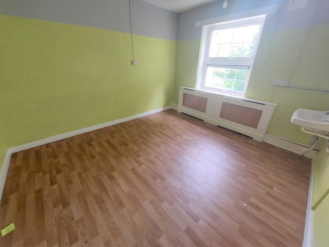 Spacious rooms from &pound;475pcm - Wellington, Somerset Main Photo