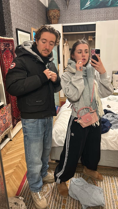 Couple in our 20s looking for a room! Main Photo