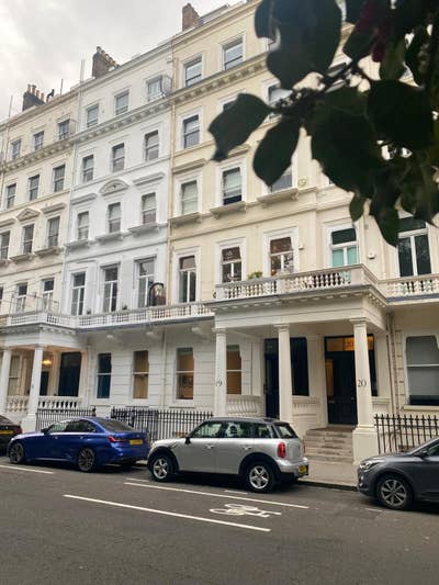 Spare room on Queen's Gate Main Photo